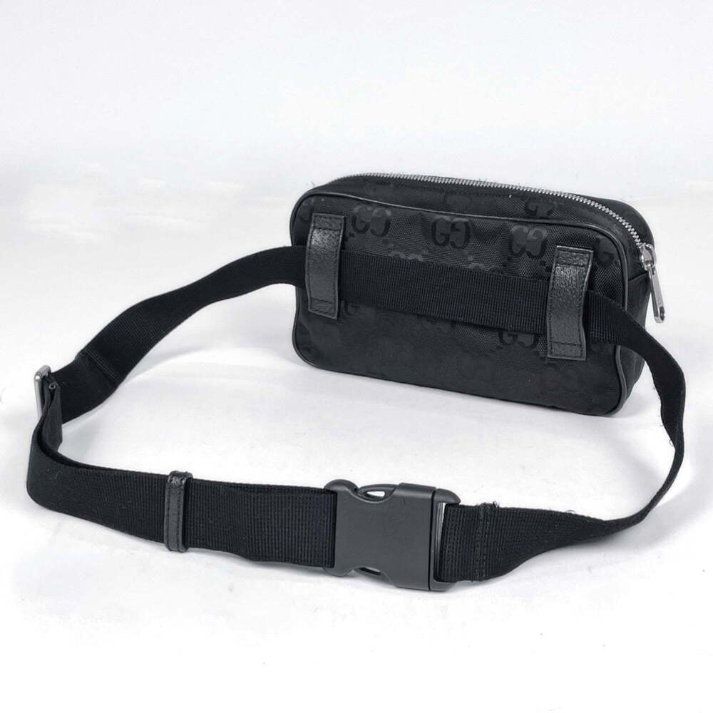 GUCCI Black Fanny Pack - Picture 2 of 8